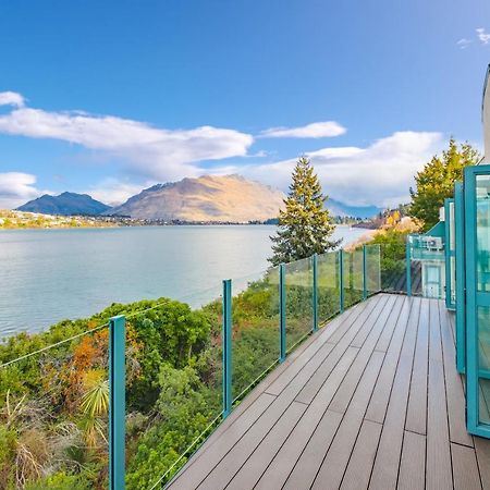Huge Lakefront Delight - Queenstown Holiday Home Екстериор снимка